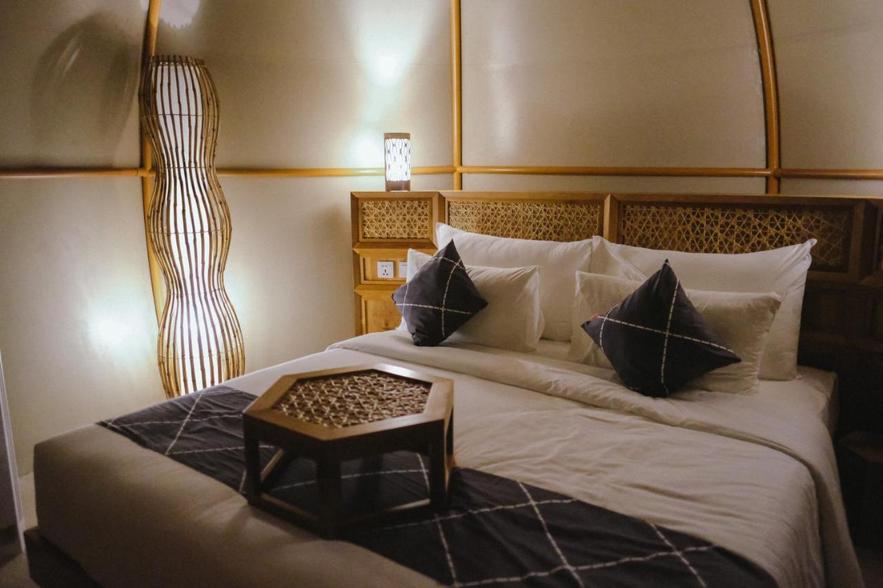 Triyana Resort And Glamping Паянган Экстерьер фото