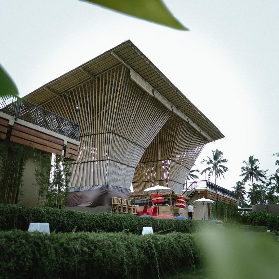 Triyana Resort And Glamping Паянган Экстерьер фото
