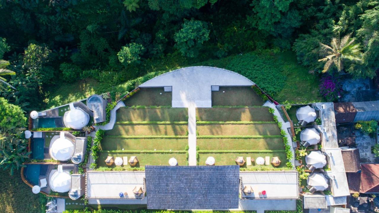 Triyana Resort And Glamping Паянган Экстерьер фото