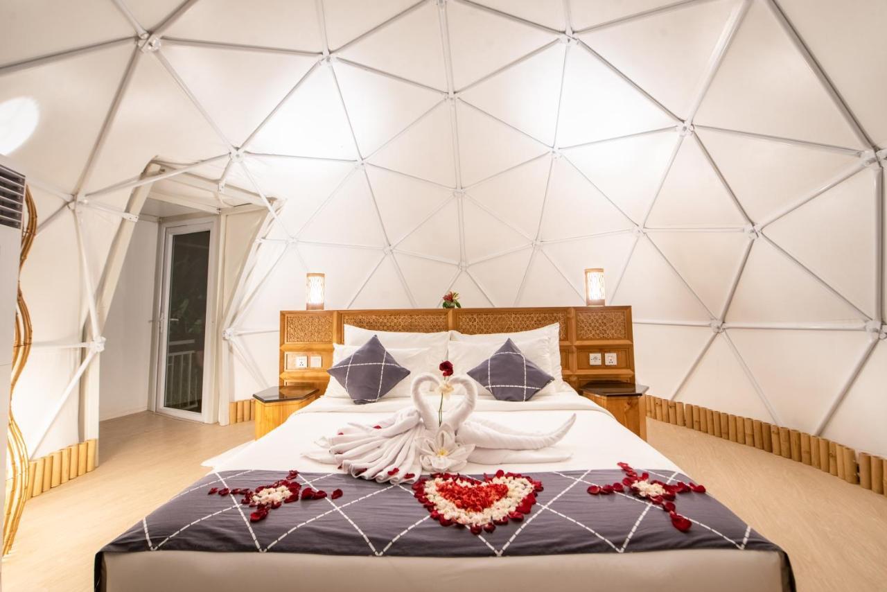 Triyana Resort And Glamping Паянган Экстерьер фото