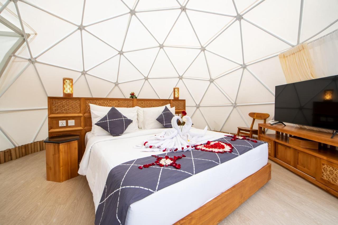 Triyana Resort And Glamping Паянган Экстерьер фото
